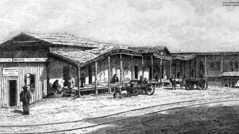 Drawing of a scene from Chinatown, Los Angeles 