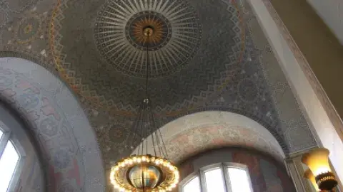 The picture of Rotunda of Los Angeles Central Public Library - Upper Level 2