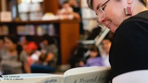 Jenn Bailey reading her book, A Friend for Henry 