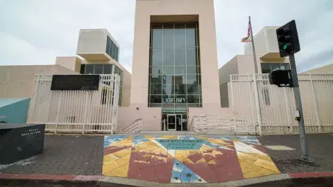 図書館の場所 | Los Angeles Public Library