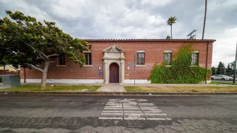 明日図書館 図書館の場所 | Los Angeles Public Library