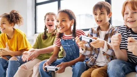 Teen Game Night & Vinyl Listening Party