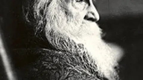 old photo of Walt Whitman
