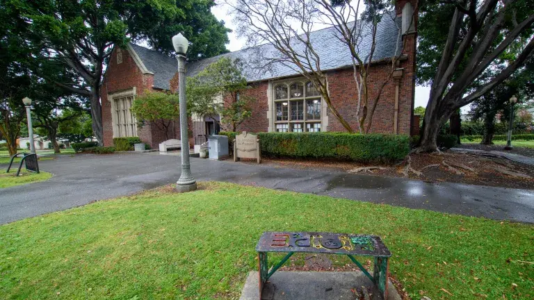 John C. Fremont Branch Library, photo 8
