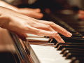 piano, hands