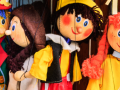 Marionettes on strings